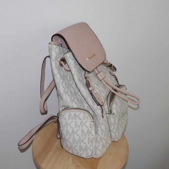 Michael Kors Rhea Medium Zip Backpack Vanilla Pink MK Signature main image 6
